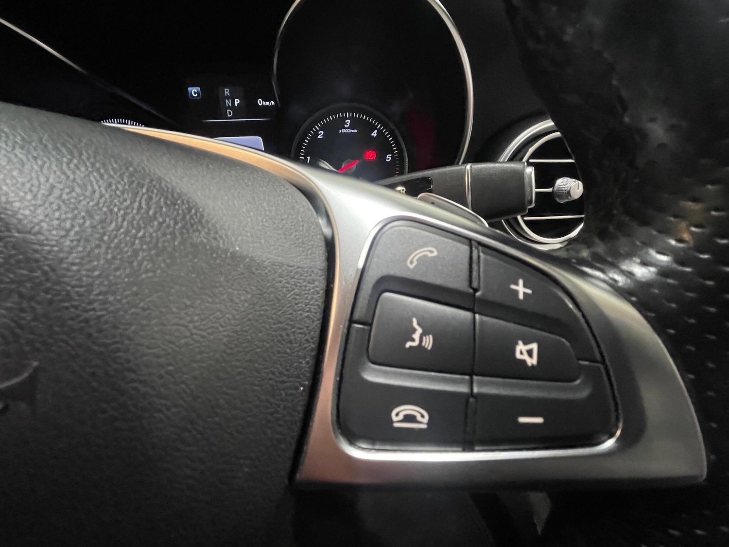 Used Mercedes-Benz C Class 2018 for sale - 77549536: Photo 28