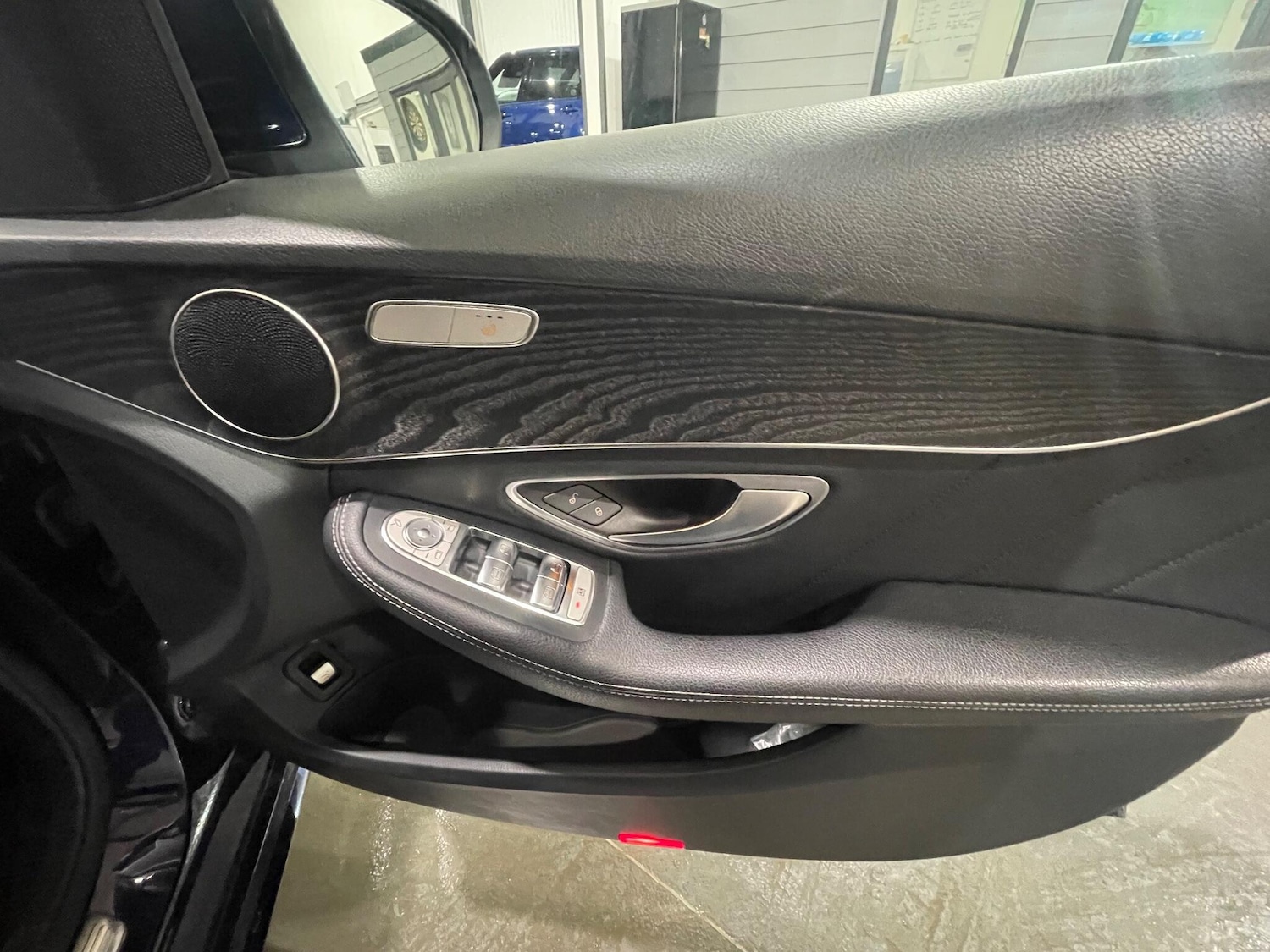 Used Mercedes-Benz C Class 2018 for sale - 77549536: Photo 31