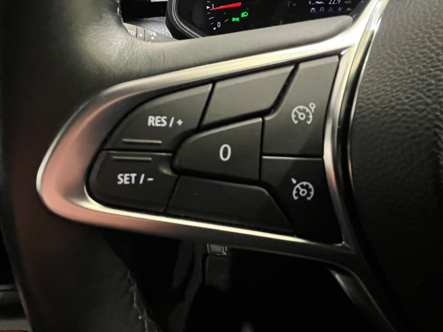 Used Renault Clio for sale - 78128023: Photo 32