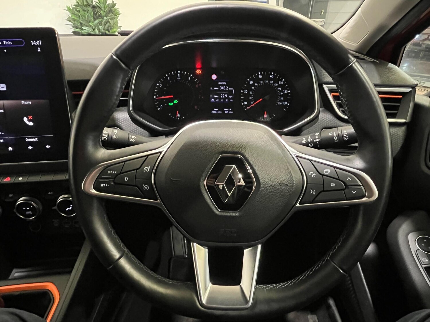 Used Renault Clio for sale - 78128023: Photo 55