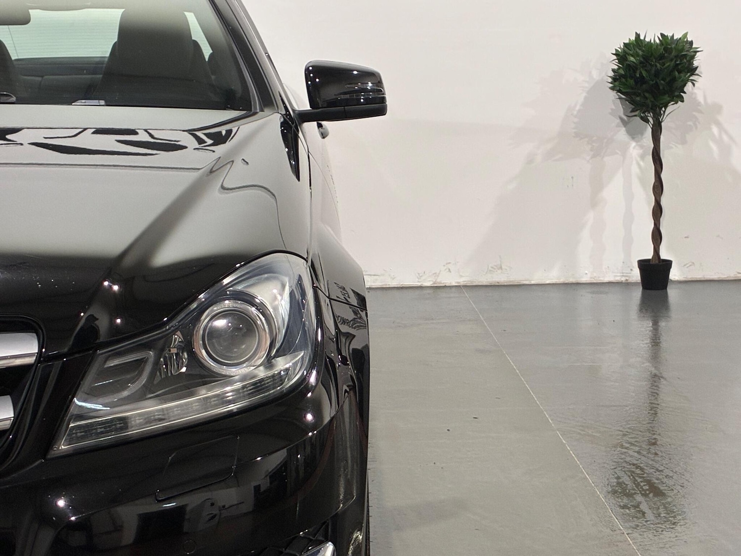 Used Mercedes-Benz C Class 2015 for sale - 76780919: Photo 49