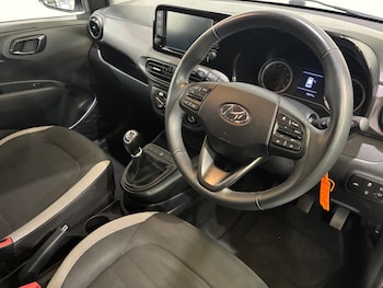 Used Hyundai i10 2020 for sale - 78562328: Photo