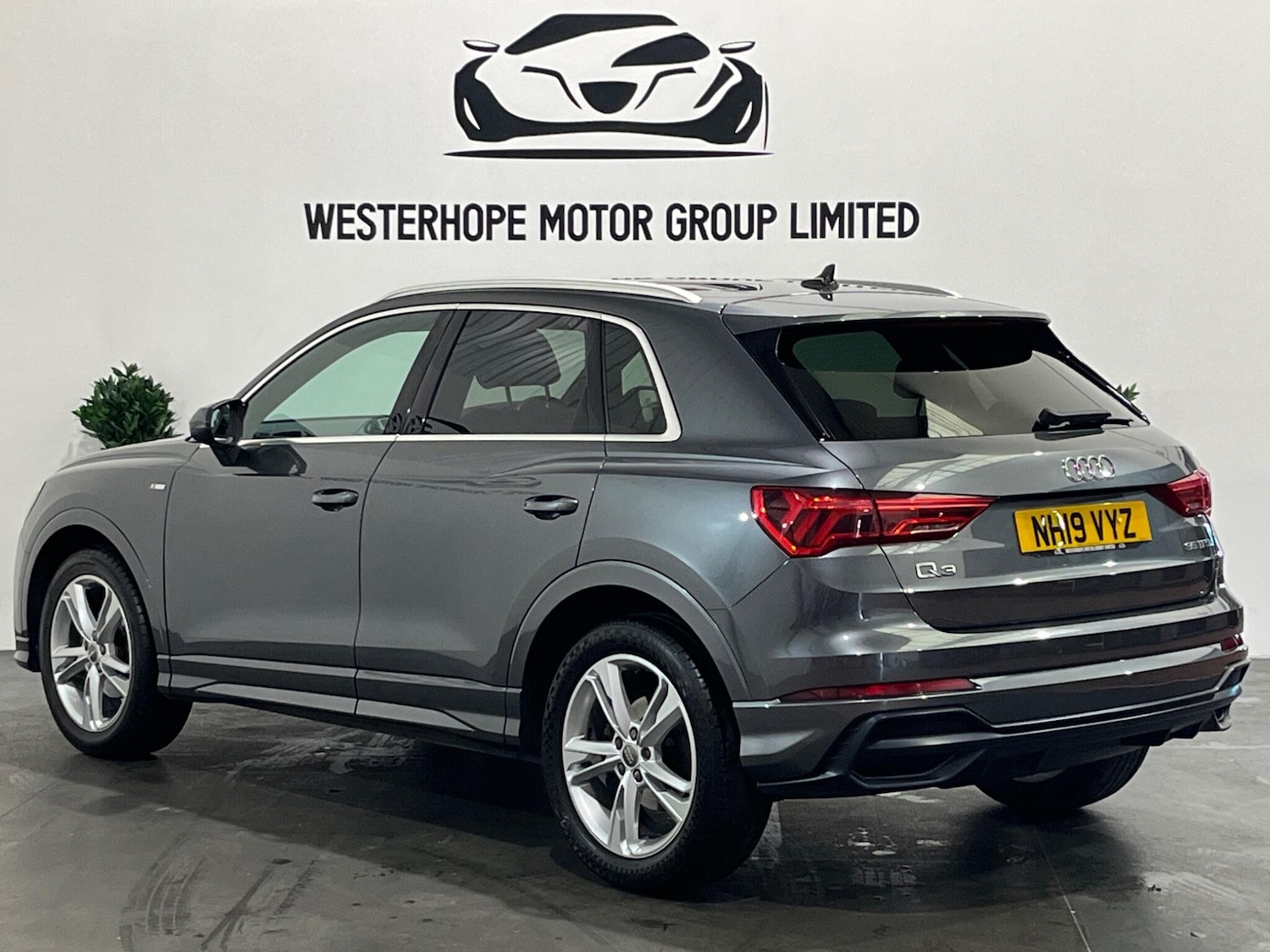 Used Audi Q3 2019 for sale - 76227158: Photo 2