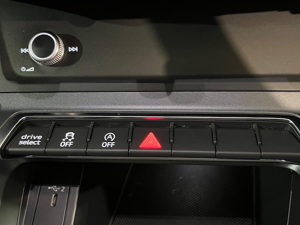 Used Audi Q3 2019 for sale - 76227158: Photo 27
