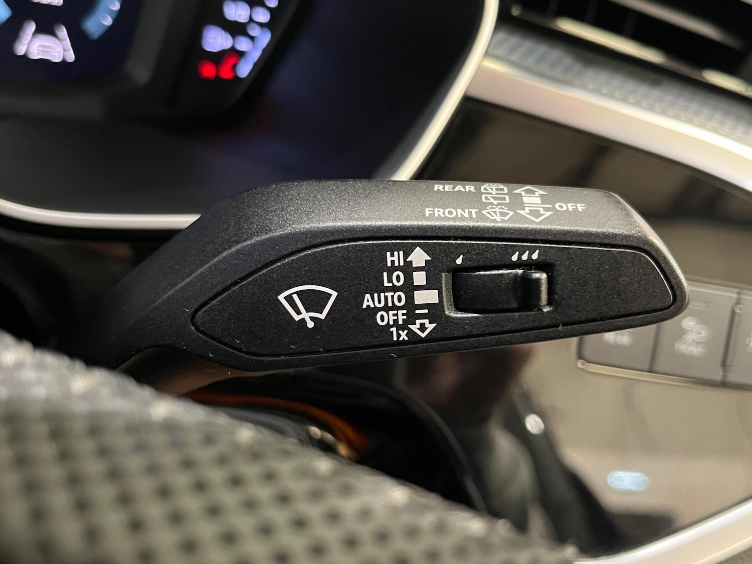 Used Audi Q3 2019 for sale - 76227158: Photo 28