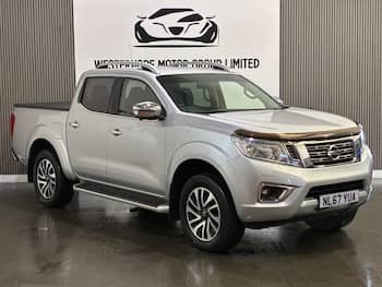 Used Nissan Navara 2017 for sale - 79645305: Photo