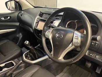 Used Nissan Navara 2017 for sale - 79645305: Photo