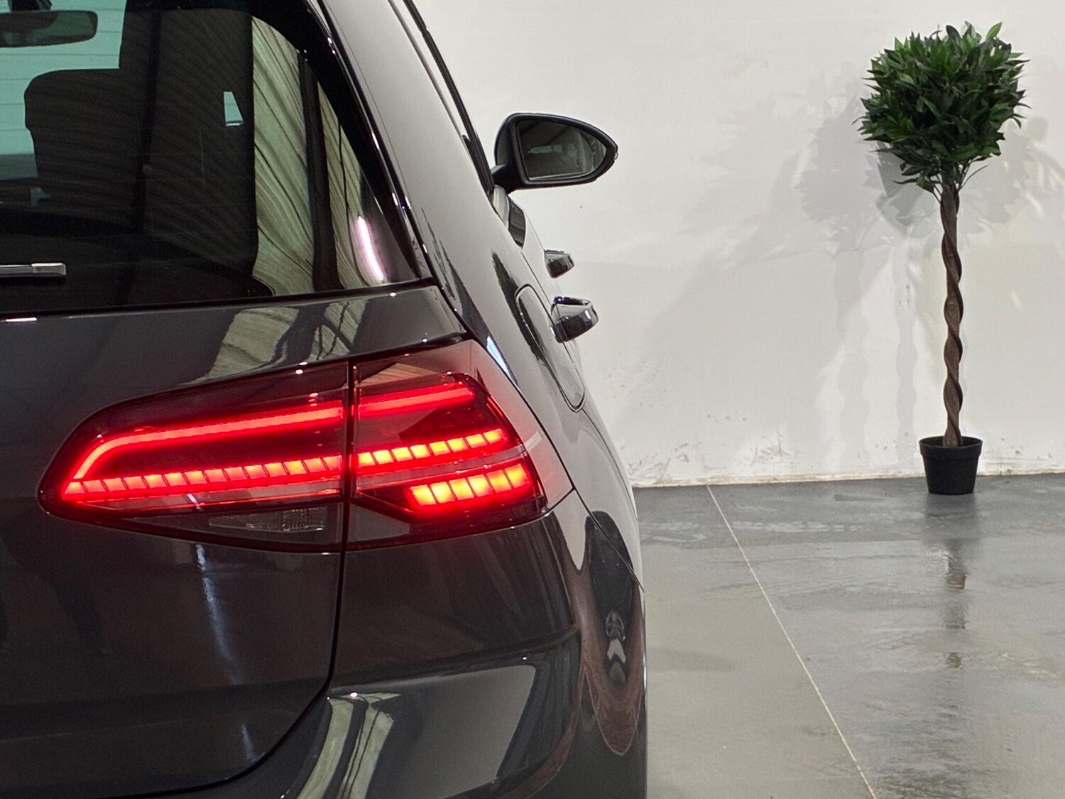 Used Volkswagen Golf 2021 for sale - 77479131: Photo 51