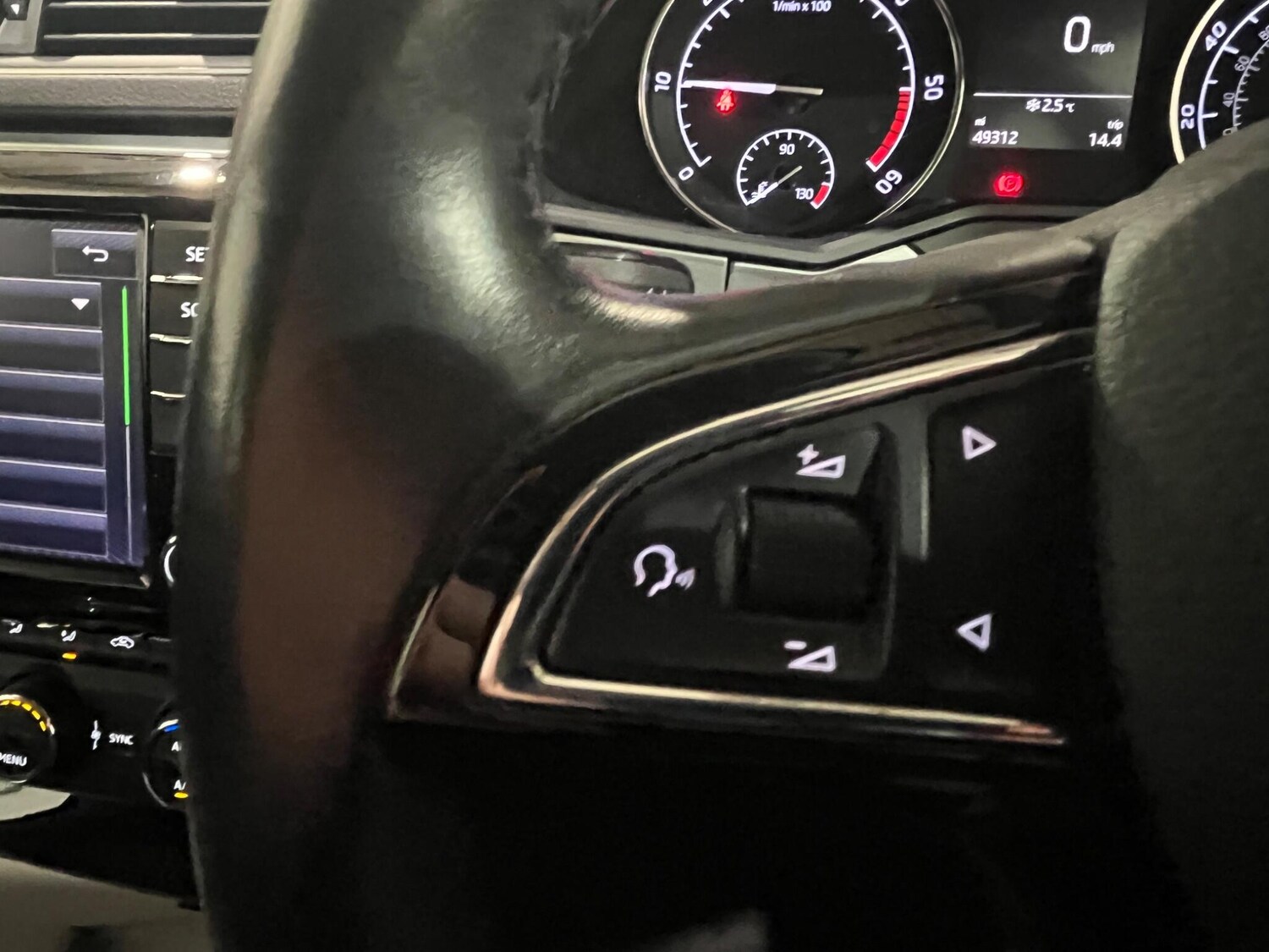 Used Skoda Superb 2017 for sale - 76658725: Photo 10