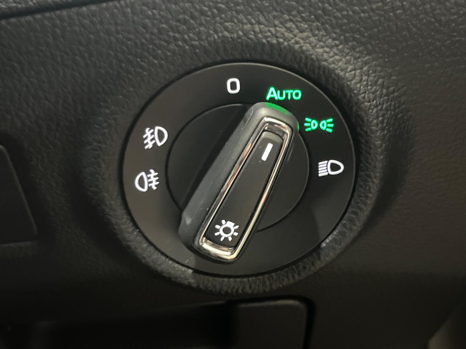 Used Skoda Superb 2017 for sale - 76658725: Photo 15