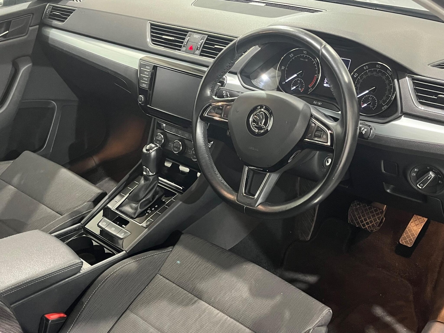 Used Skoda Superb 2017 for sale - 76658725: Photo 3