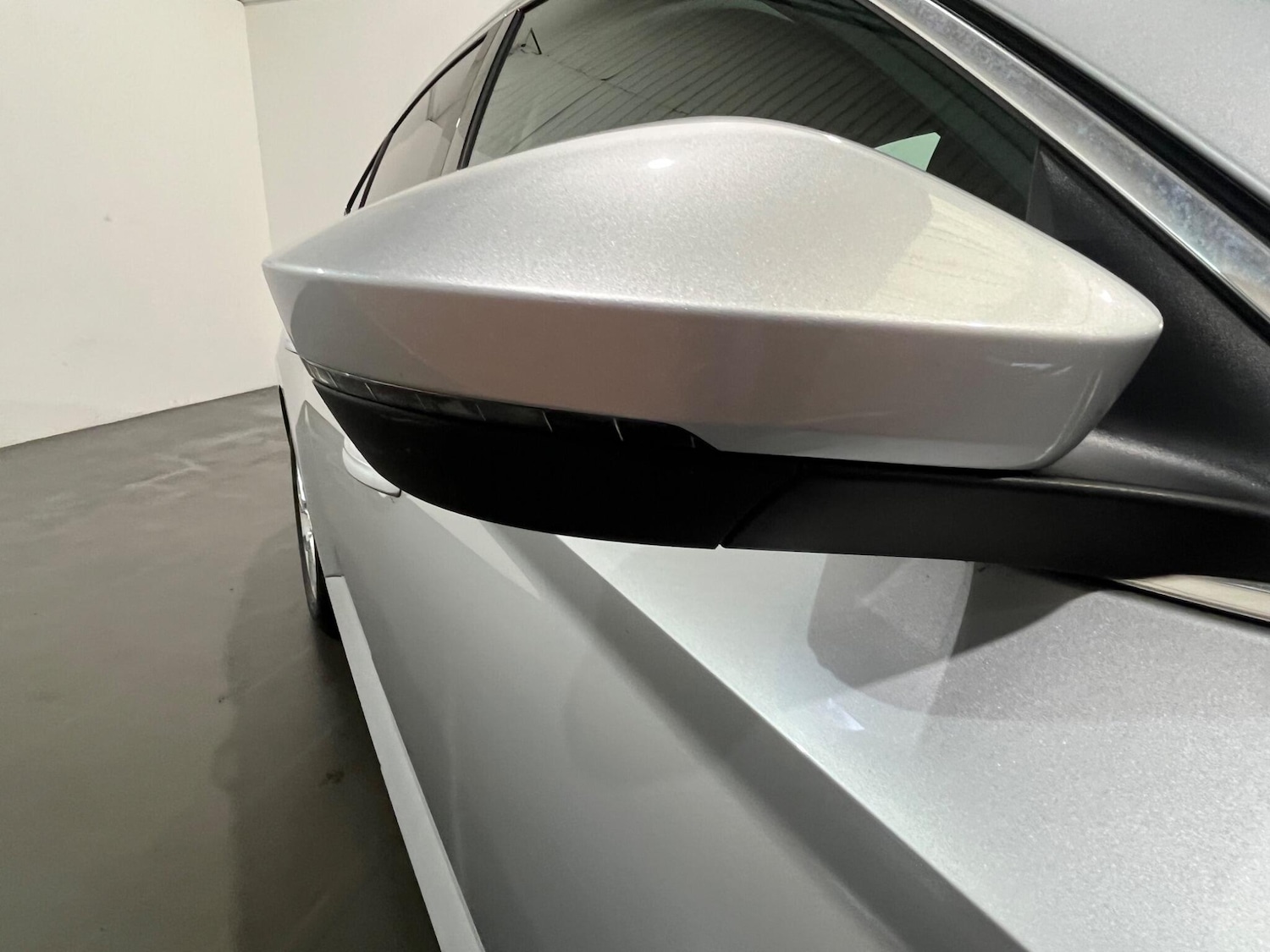 Used Skoda Superb 2017 for sale - 76658725: Photo 49