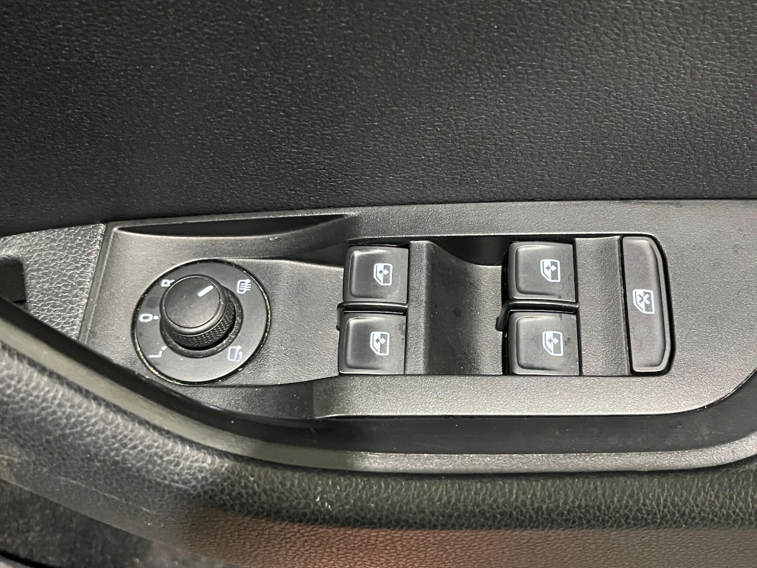 Used Skoda Superb 2017 for sale - 76658725: Photo 62