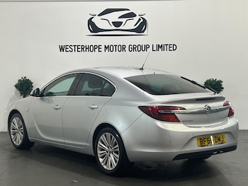 Used Vauxhall Insignia 2016 for sale - 76122908: Photo 2