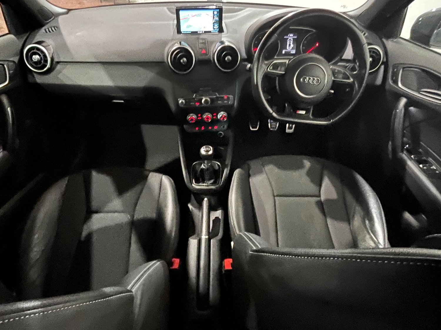 Used Audi A1 2017 for sale - 76913122: Photo 8