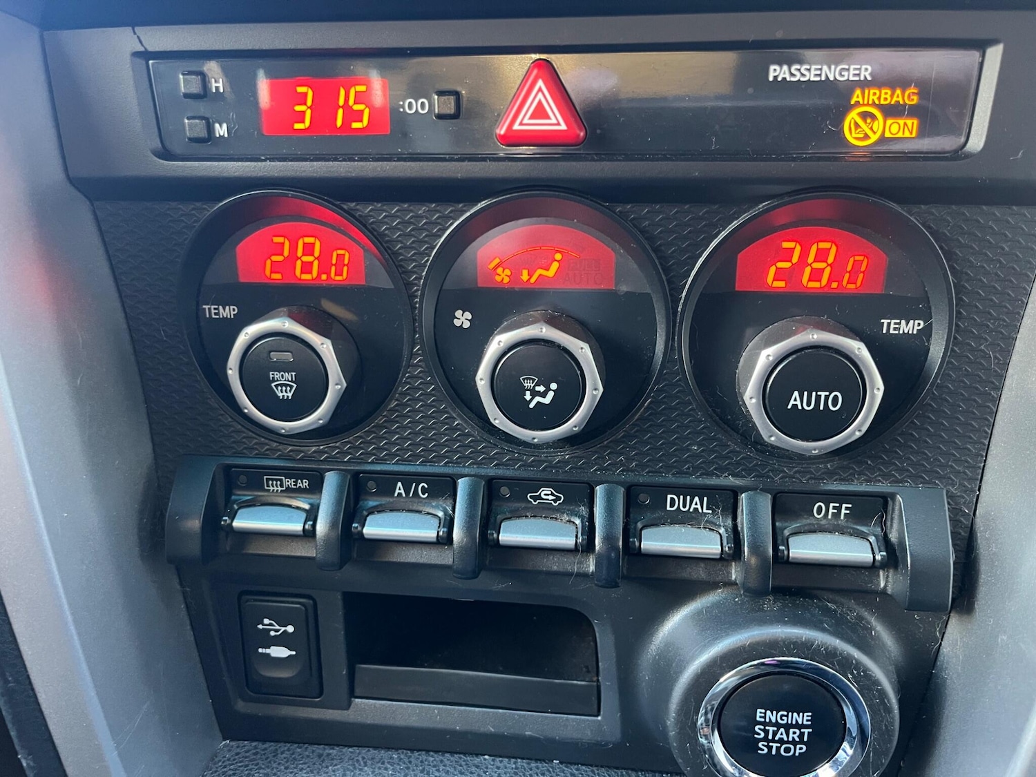 Used Toyota GT86 2013 for sale - 78019286: Photo 52