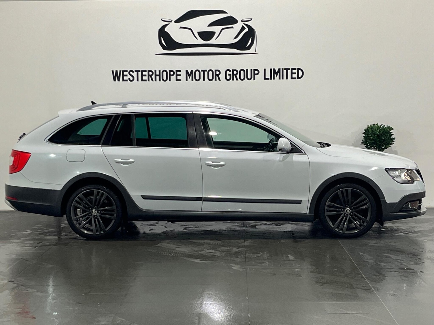 Used Skoda Superb 2014 for sale - 77538475: Photo 13