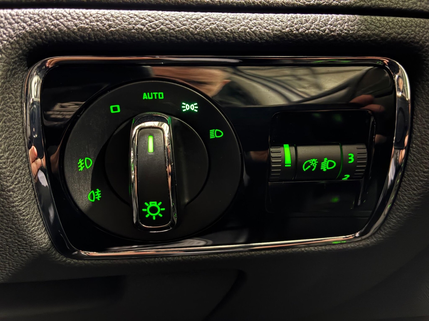 Used Skoda Superb 2014 for sale - 77538475: Photo 30