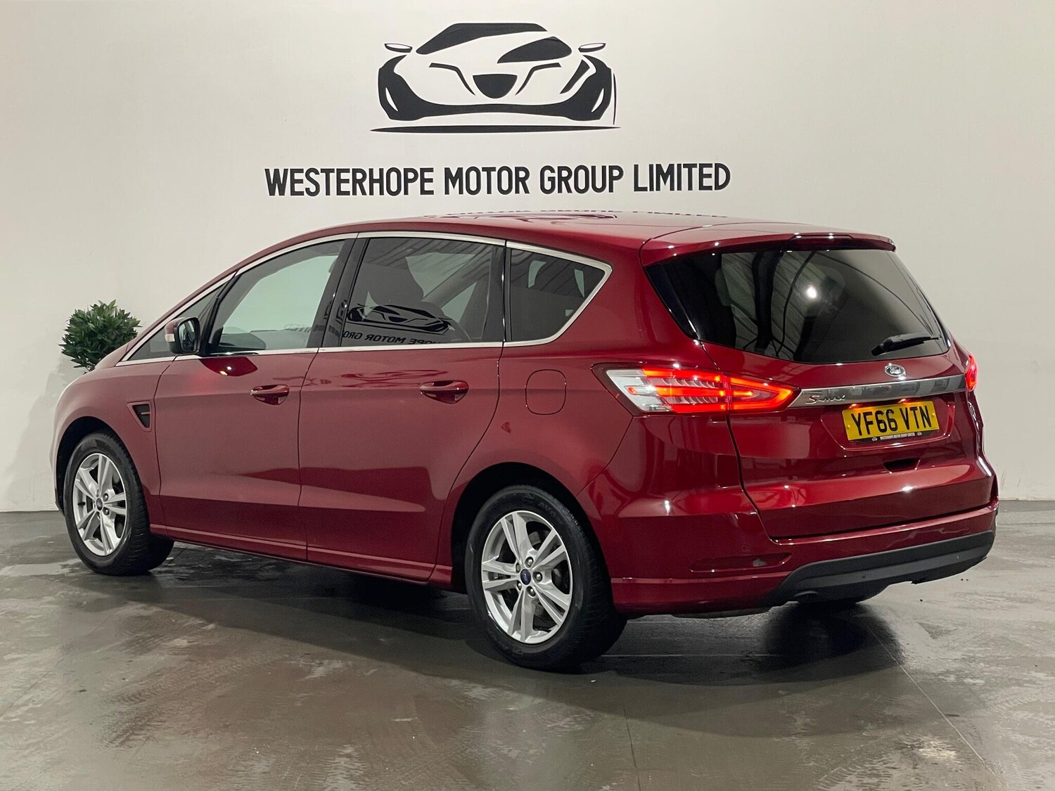 Used Ford S-Max 2016 for sale - 77909317: Photo 17