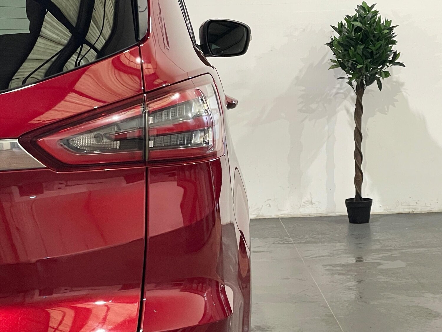 Used Ford S-Max 2016 for sale - 77909317: Photo 52