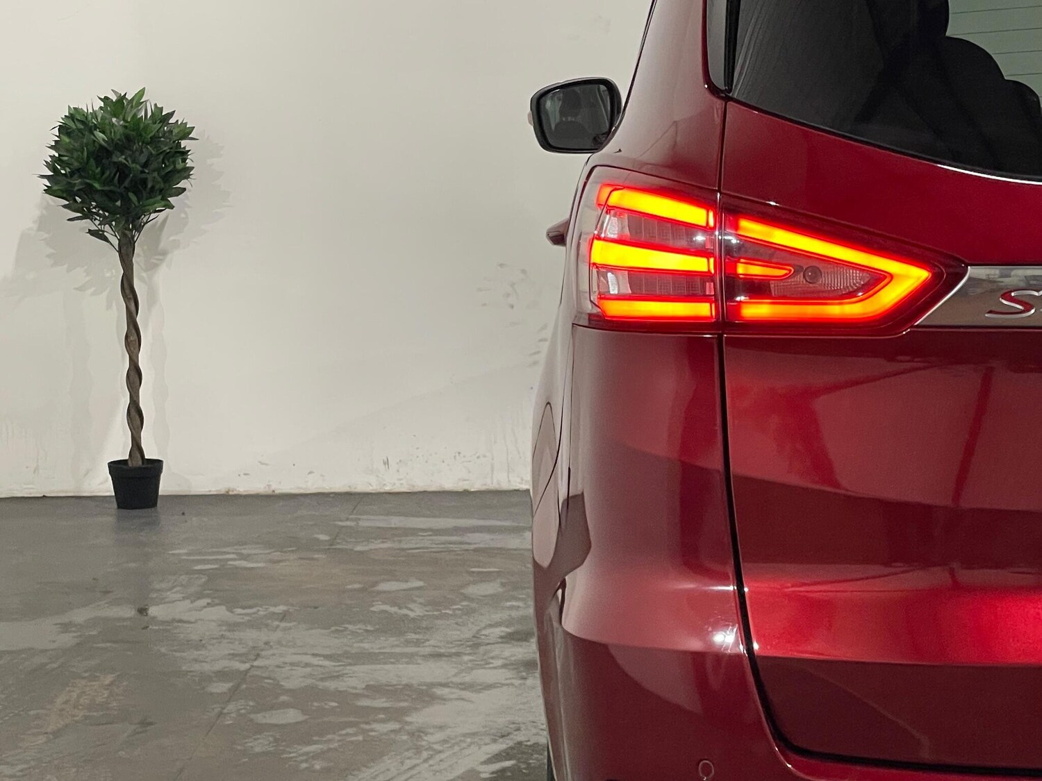 Used Ford S-Max 2016 for sale - 77909317: Photo 54