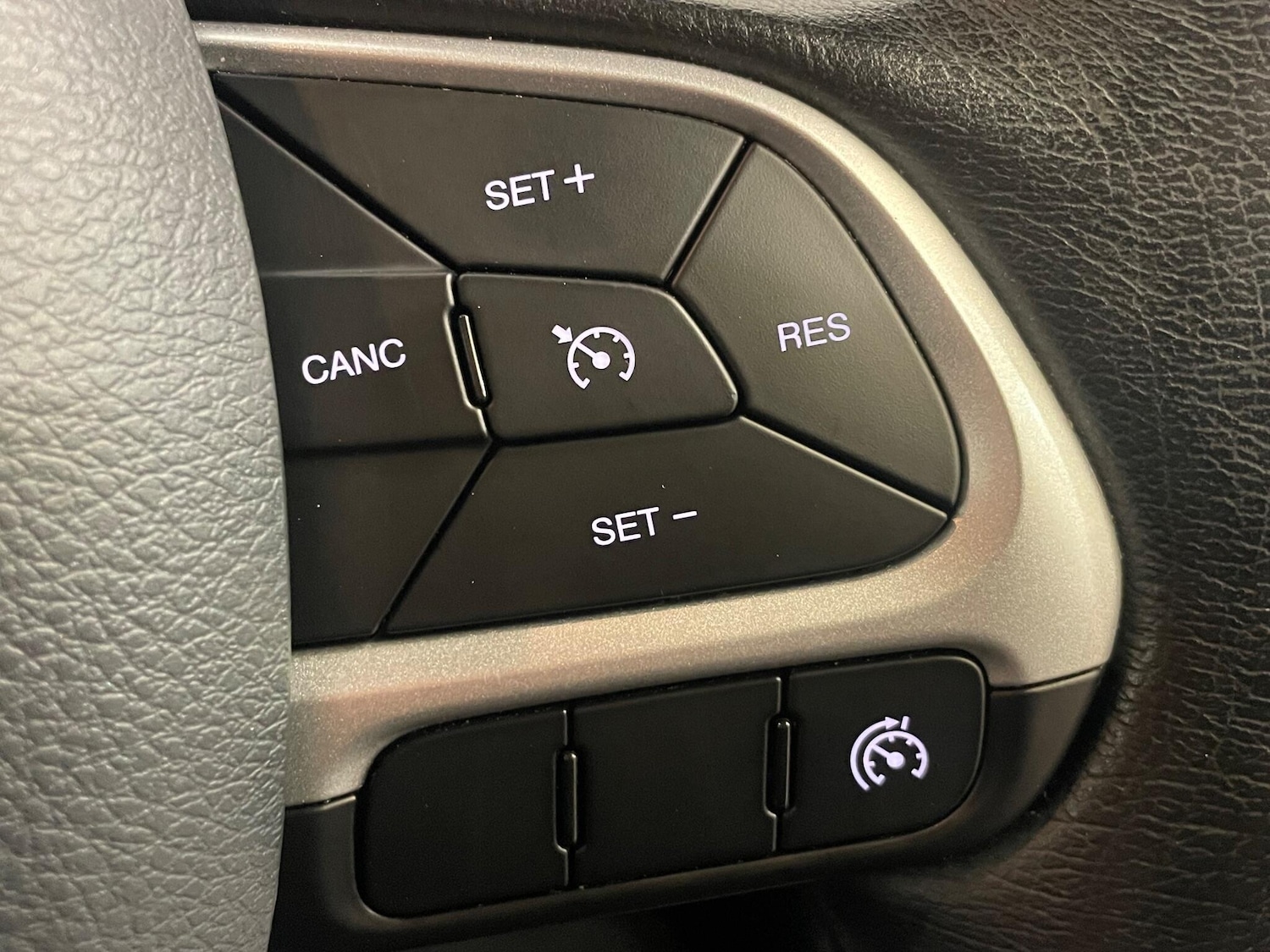 Used Jeep Renegade 2017 for sale - 77794266: Photo 39