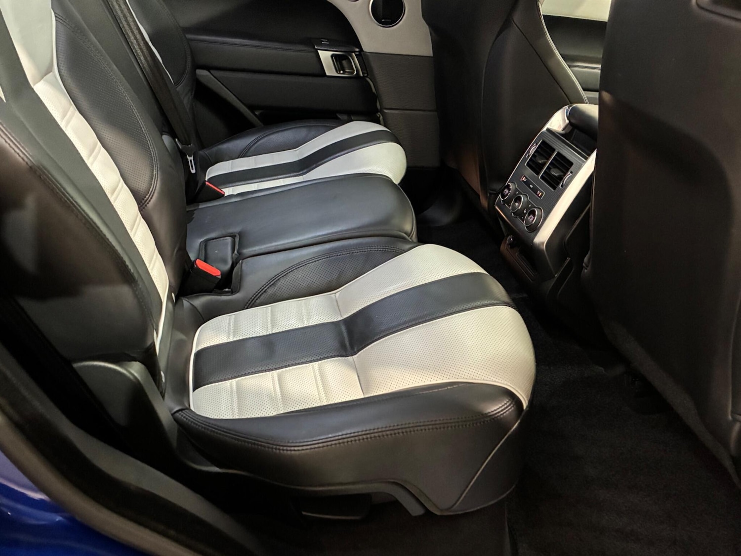 Used Land Rover Range Rover Sport 2016 for sale - 77203605: Photo 29