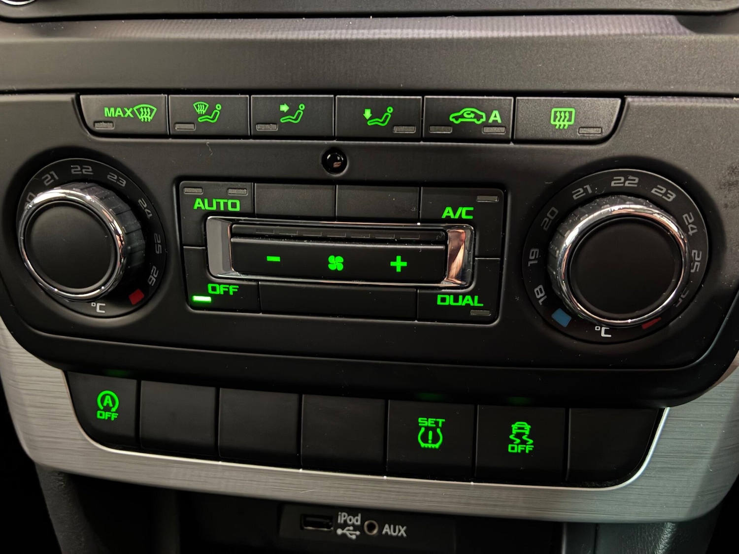 Used Skoda Yeti 2015 for sale - 76887294: Photo 30