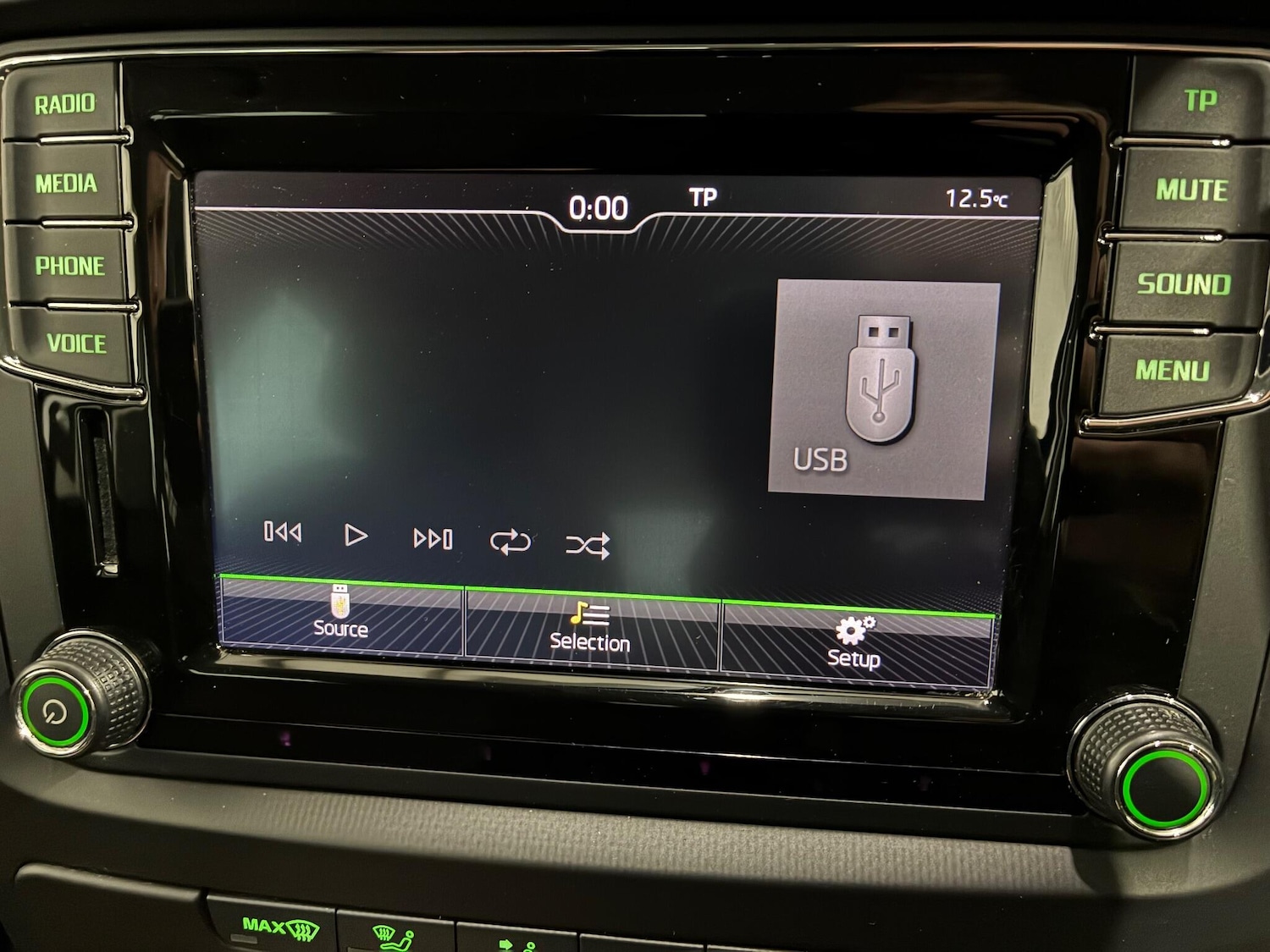 Used Skoda Yeti 2015 for sale - 76887294: Photo 37