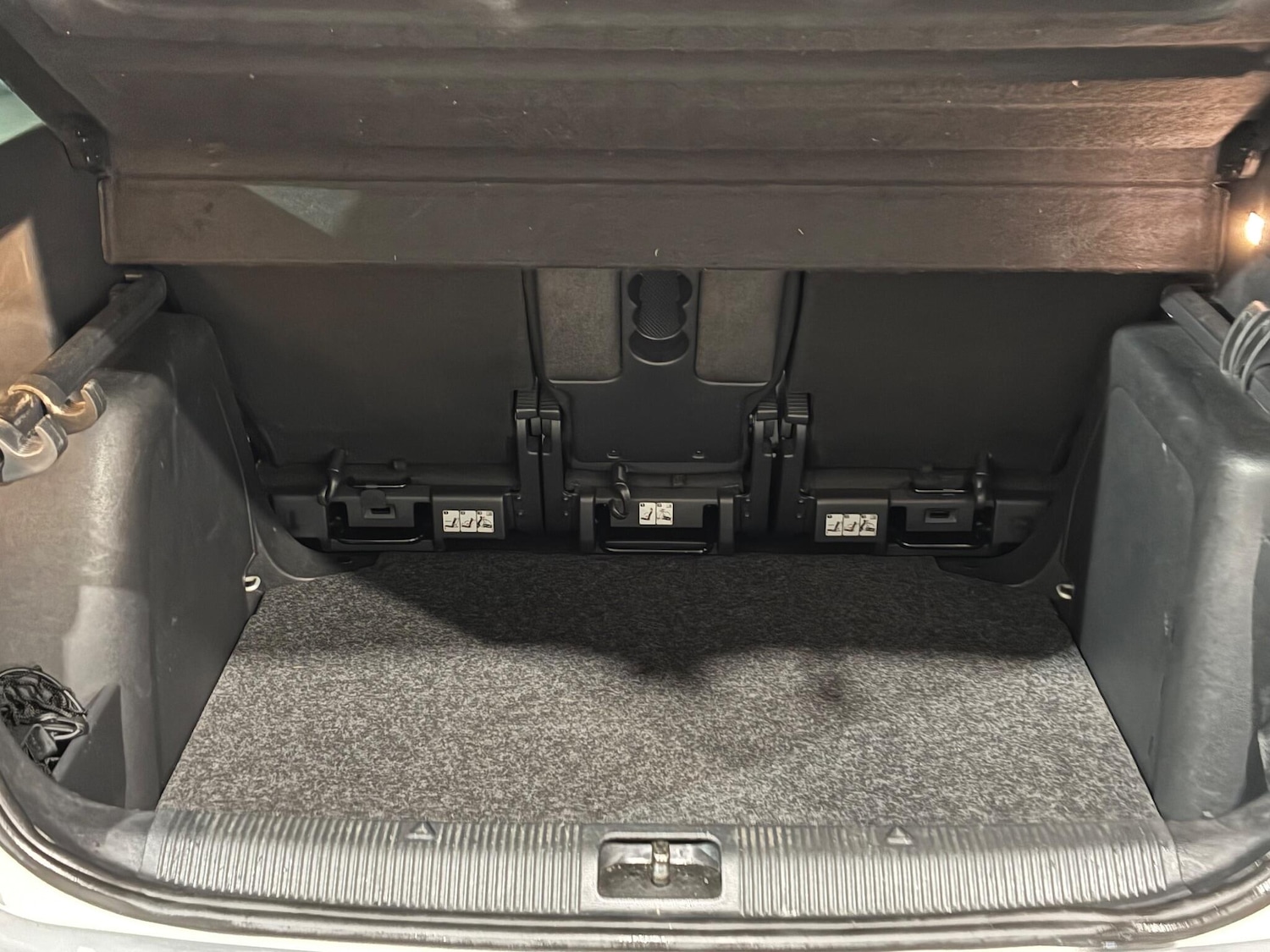 Used Skoda Yeti 2015 for sale - 76887294: Photo 42