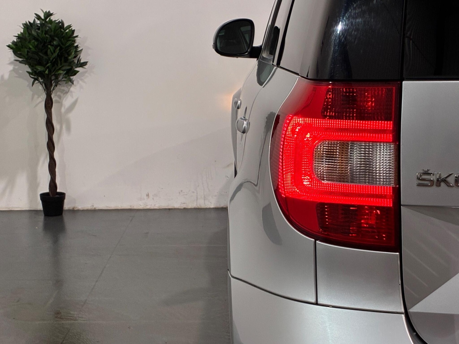 Used Skoda Yeti 2015 for sale - 76887294: Photo 44