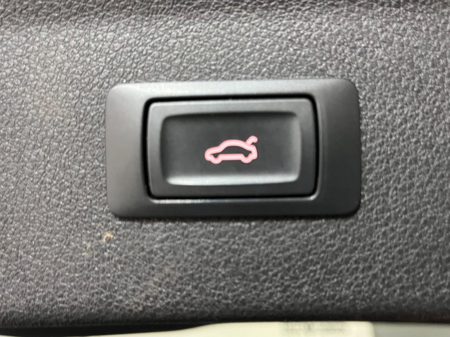 Used Audi Q3 2017 for sale - 77538222: Photo 37