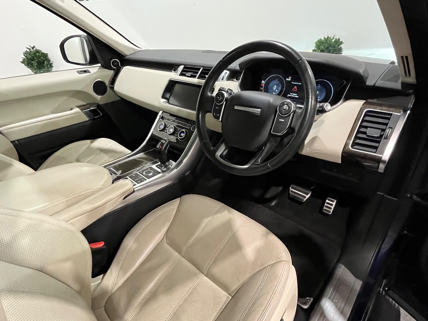 Used Land Rover Range Rover Sport for sale - 76690014: Photo 3