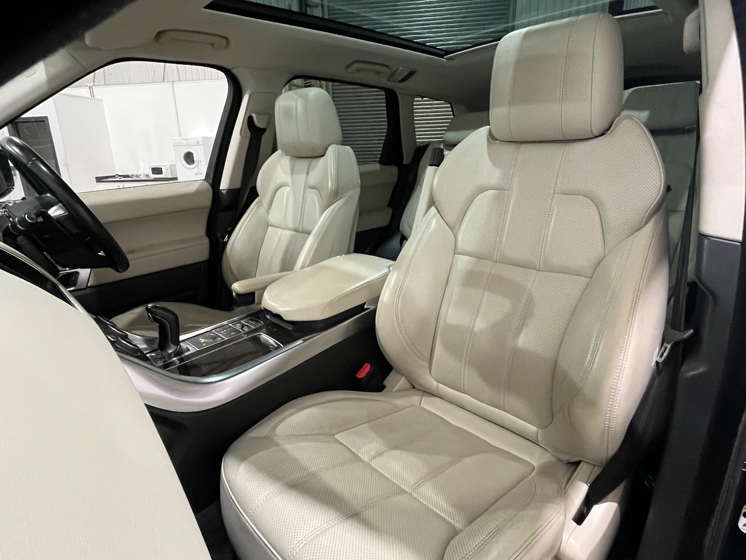 Used Land Rover Range Rover Sport for sale - 76690014: Photo 49