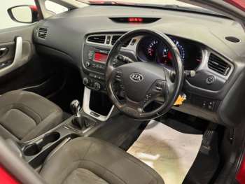 Used Kia Ceed 2014 for sale - 74850307: Photo
