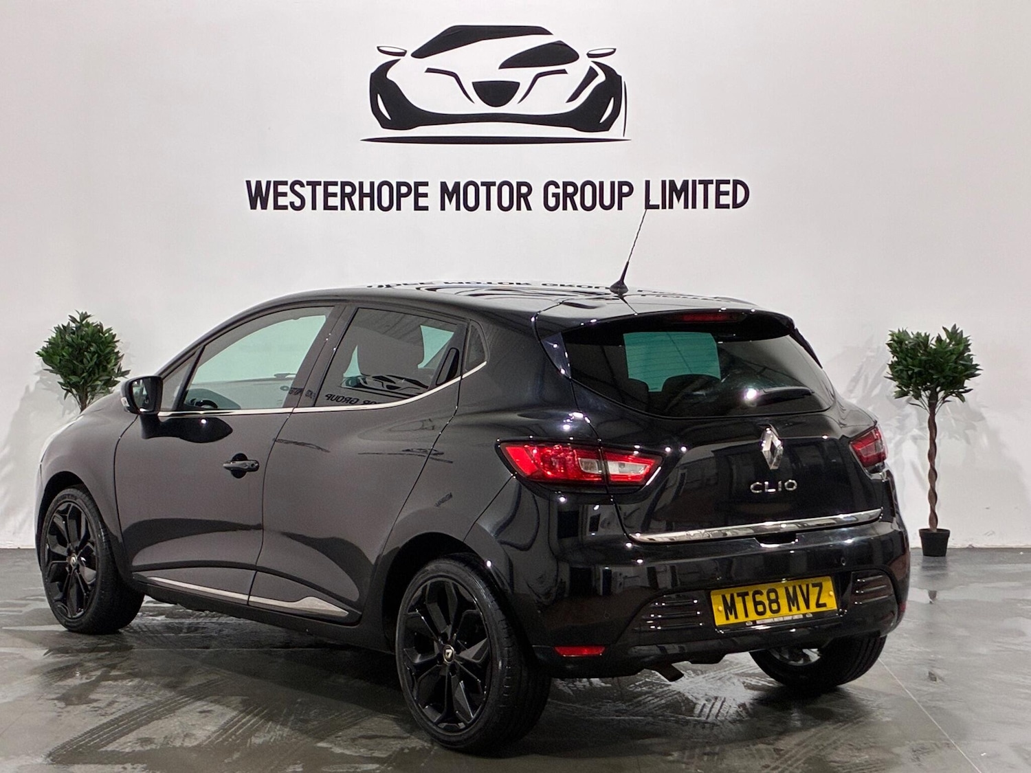 Used Renault Clio 2018 for sale - 76964897: Photo 2