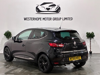 Used Renault Clio 2018 for sale - 76964897: Photo