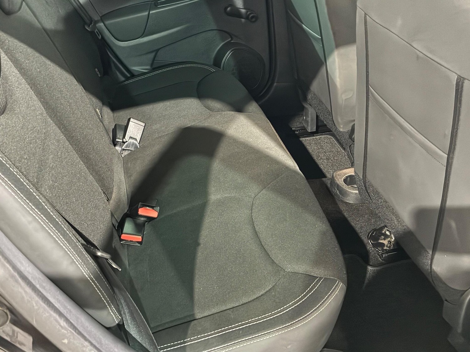 Used Renault Clio 2018 for sale - 76964897: Photo 30