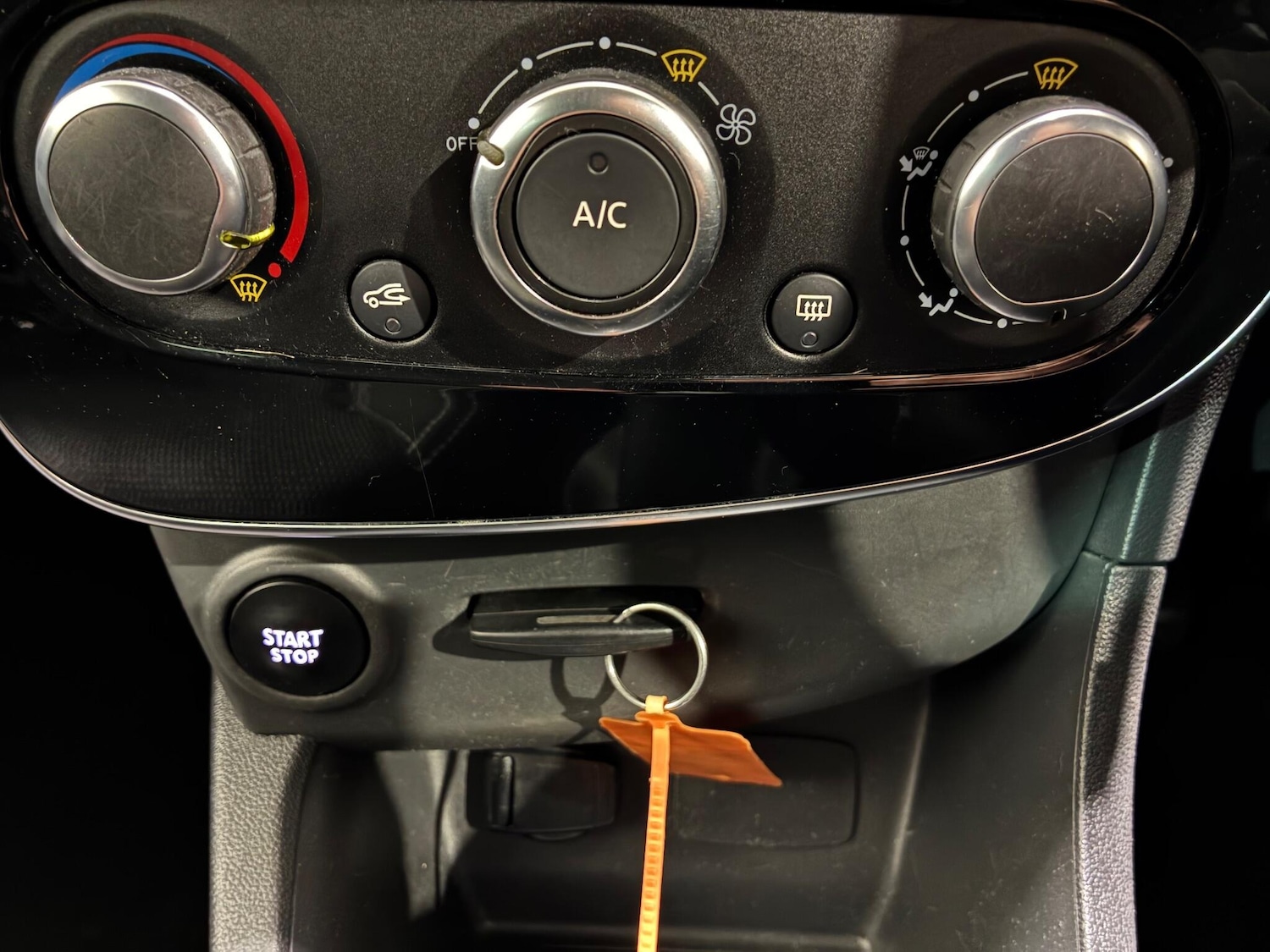 Used Renault Clio 2018 for sale - 76964897: Photo 55