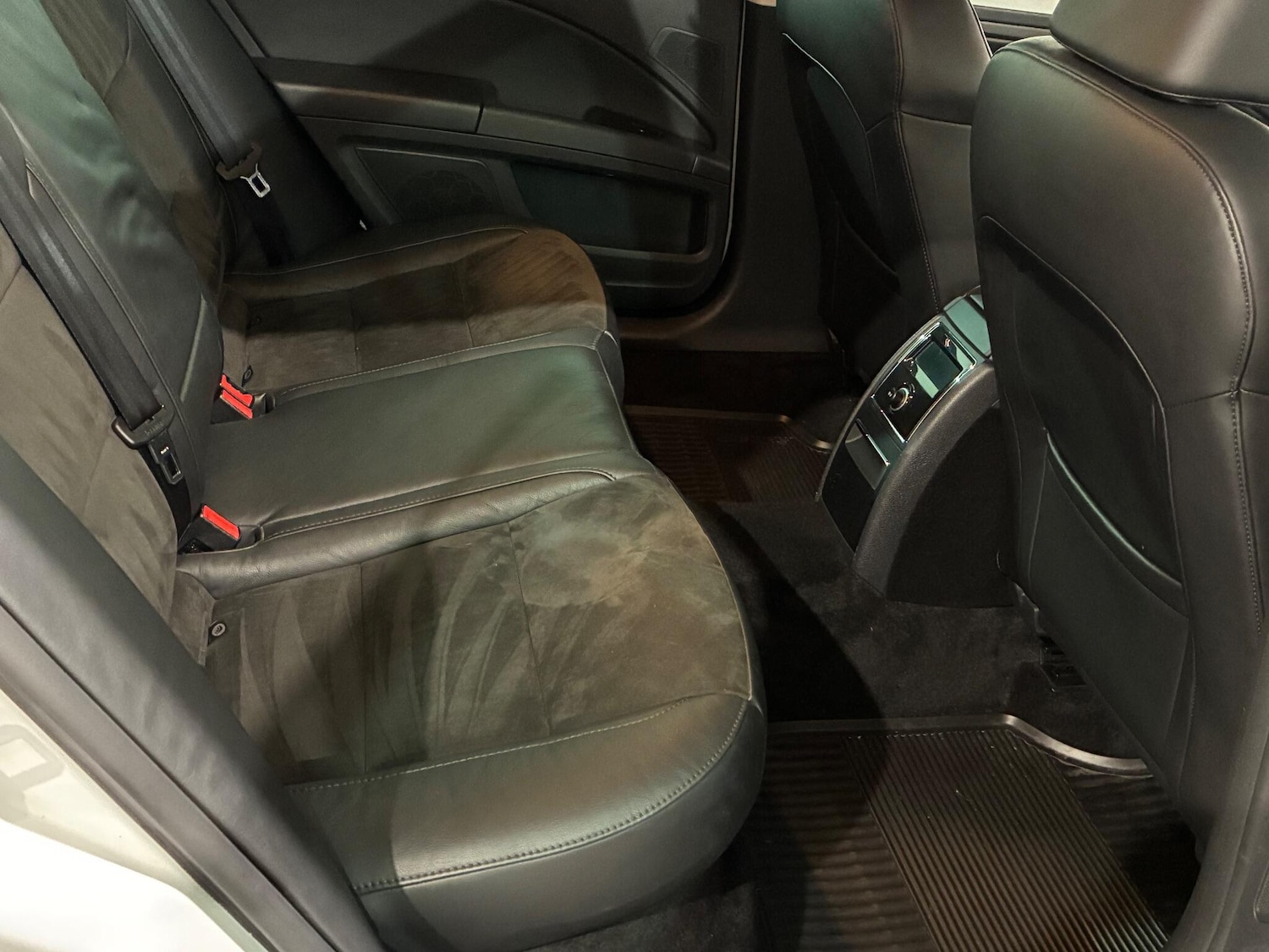 Used Skoda Superb 2014 for sale - 77066974: Photo 24