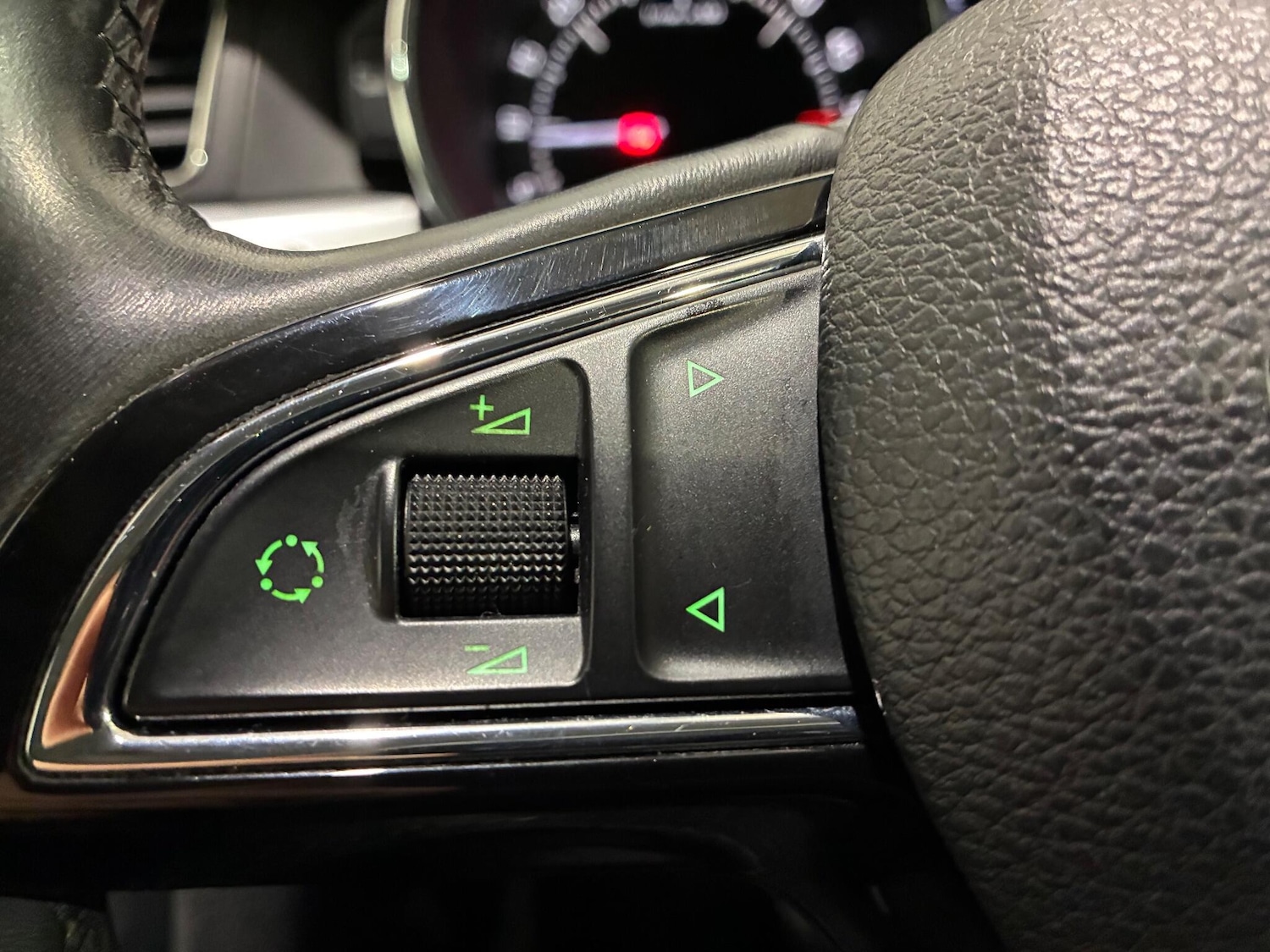 Used Skoda Superb 2014 for sale - 77066974: Photo 32