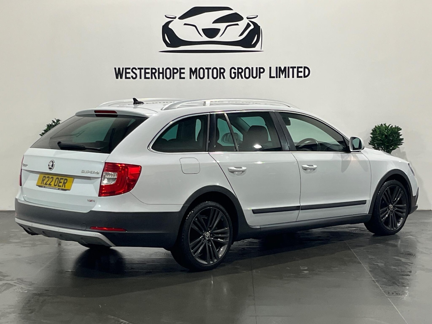 Used Skoda Superb 2014 for sale - 77066974: Photo 4