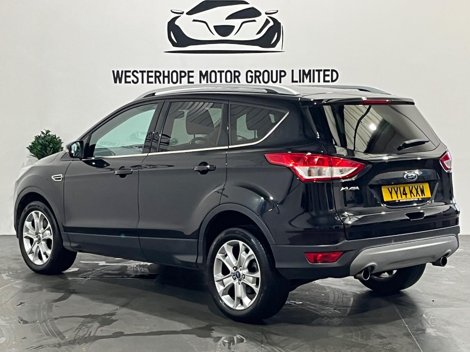 Used Ford Kuga 2014 for sale - 76371039: Photo 2