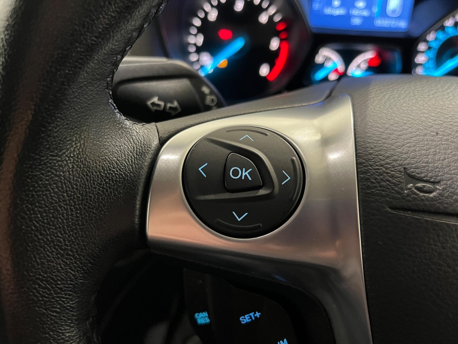 Used Ford Kuga 2014 for sale - 76371039: Photo 28