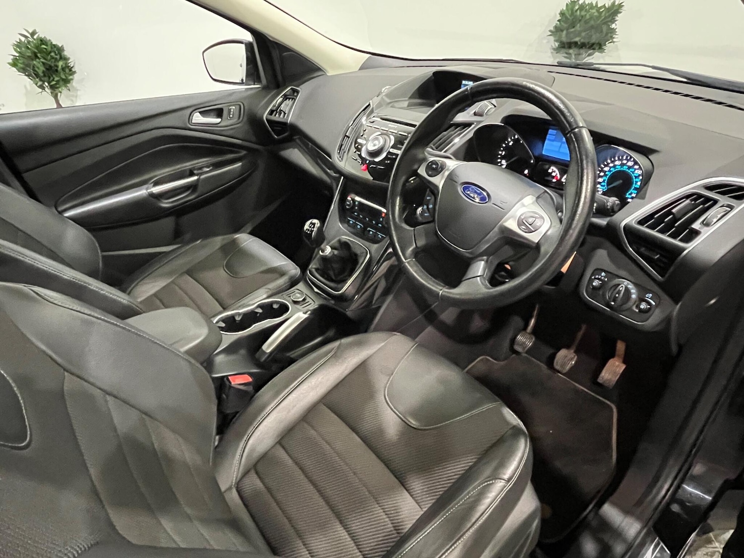 Used Ford Kuga 2014 for sale - 76371039: Photo 3