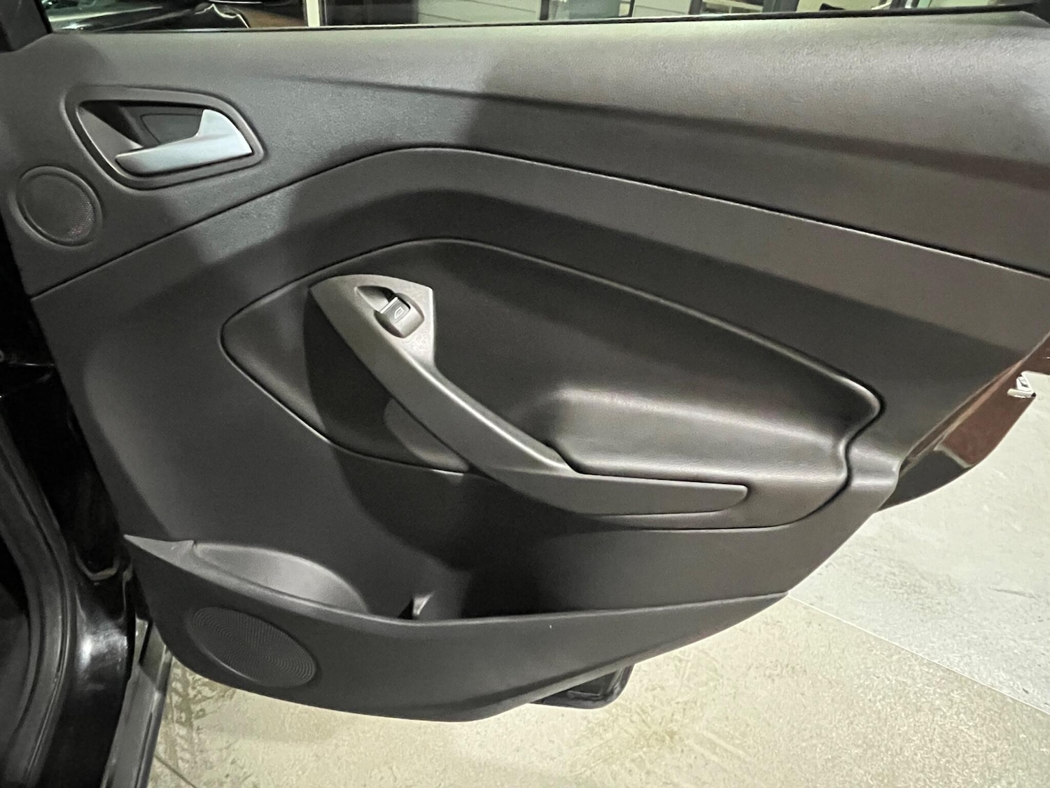 Used Ford Kuga 2014 for sale - 76371039: Photo 34