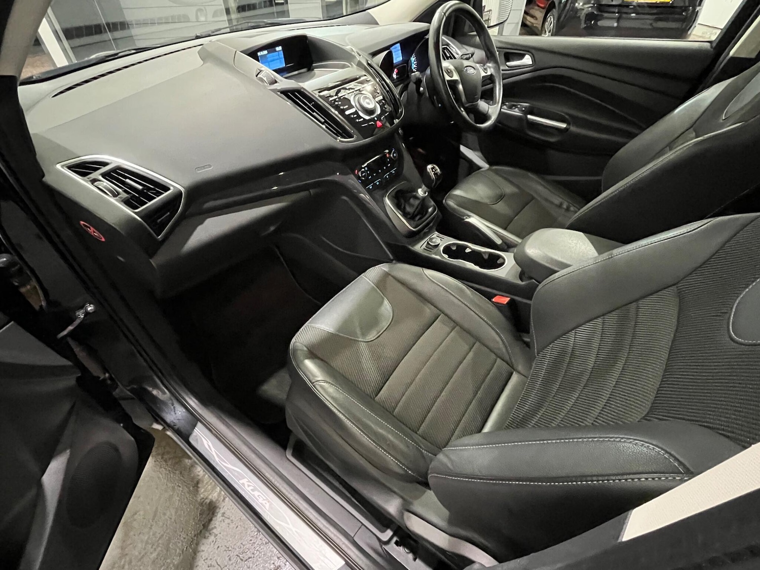 Used Ford Kuga 2014 for sale - 76371039: Photo 52