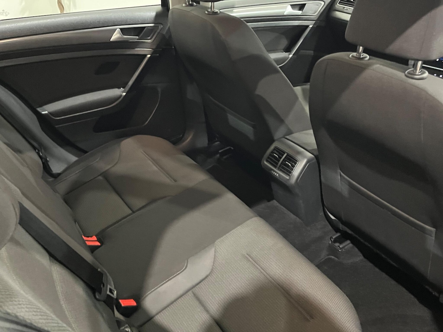 Used Volkswagen Golf 2018 for sale - 77040928: Photo 27