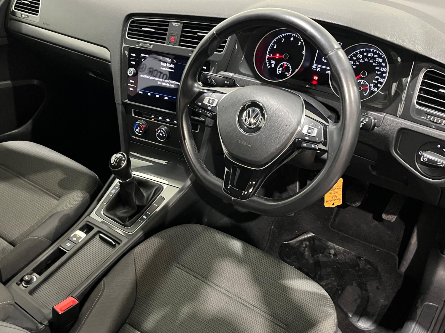 Used Volkswagen Golf 2018 for sale - 77040928: Photo 3