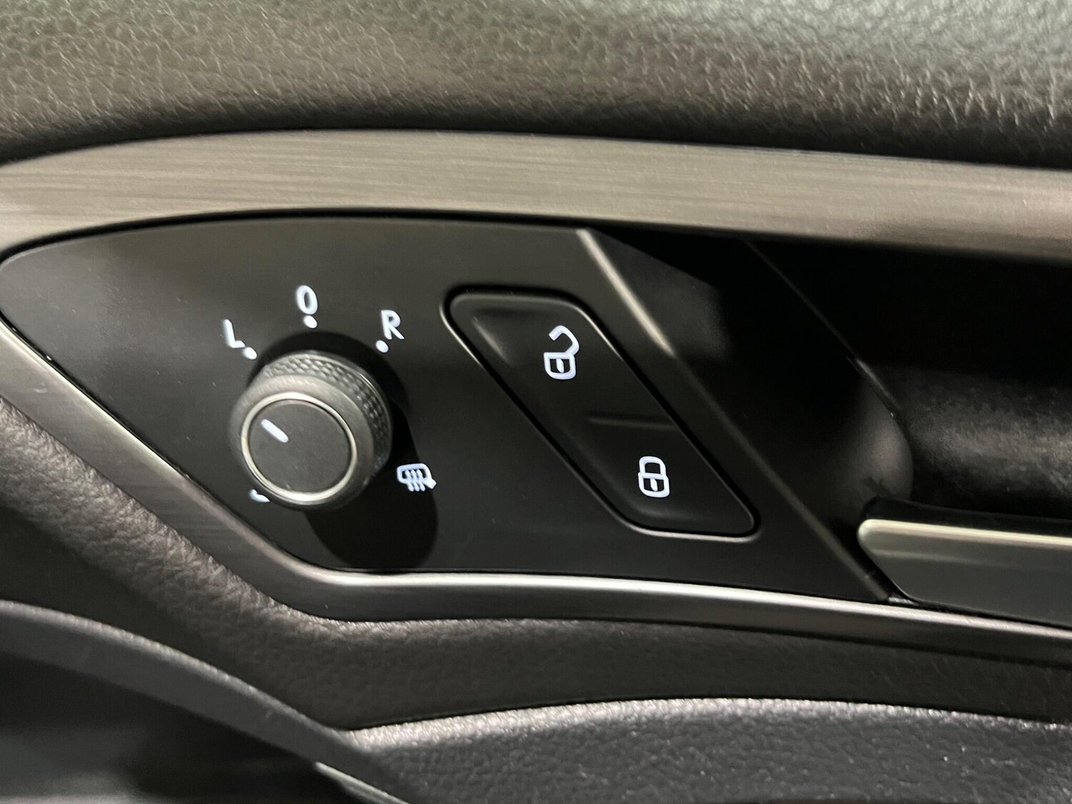 Used Volkswagen Golf 2018 for sale - 77040928: Photo 32